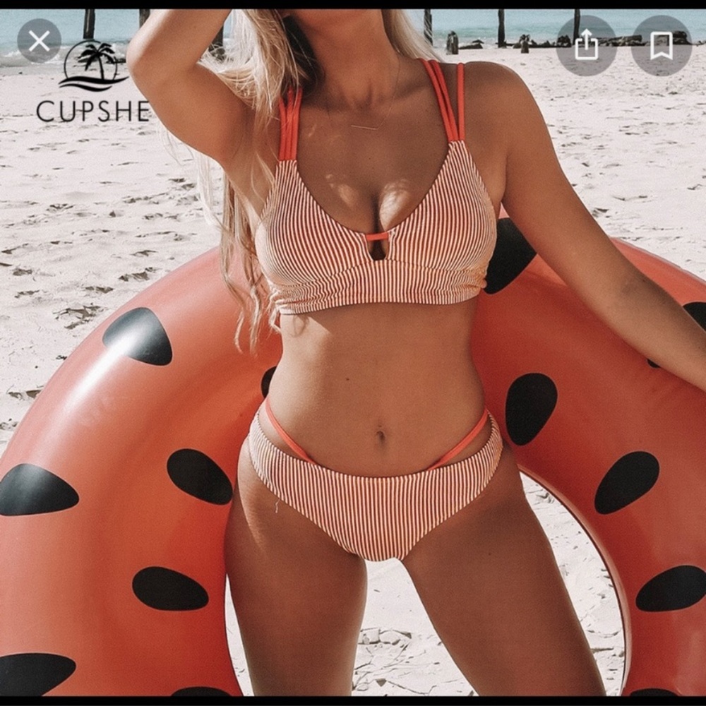 CUPSHE 2 piece bikini